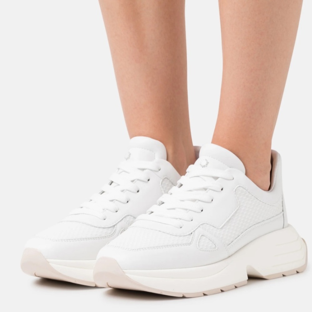 Stuart Weitzman SW, Authentic Designer, Willow Runner Mixed Media Sneakers